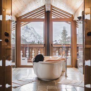 Die Lech Lodge besteht aus drei Chalets
